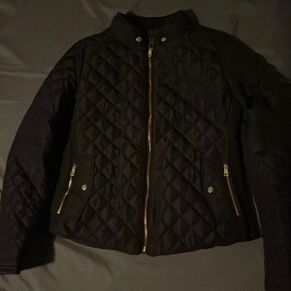 Black jacket with real pockets